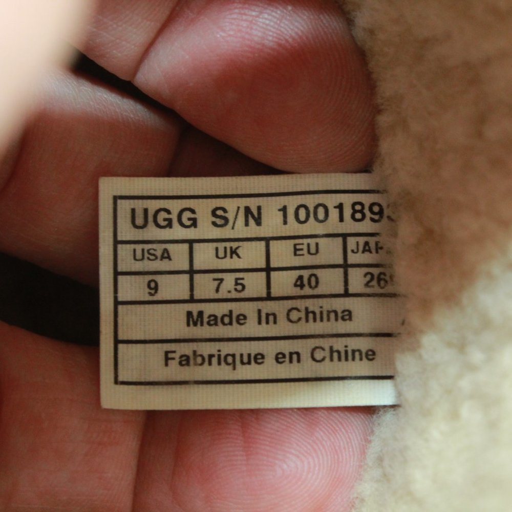 UGG Brown Leather Round Toe Pull On Sheepskin Lined Winter Boots Size 9 - Picture 8 of 9